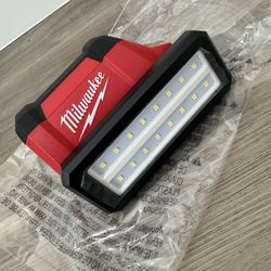 Milwaukee M12 Light