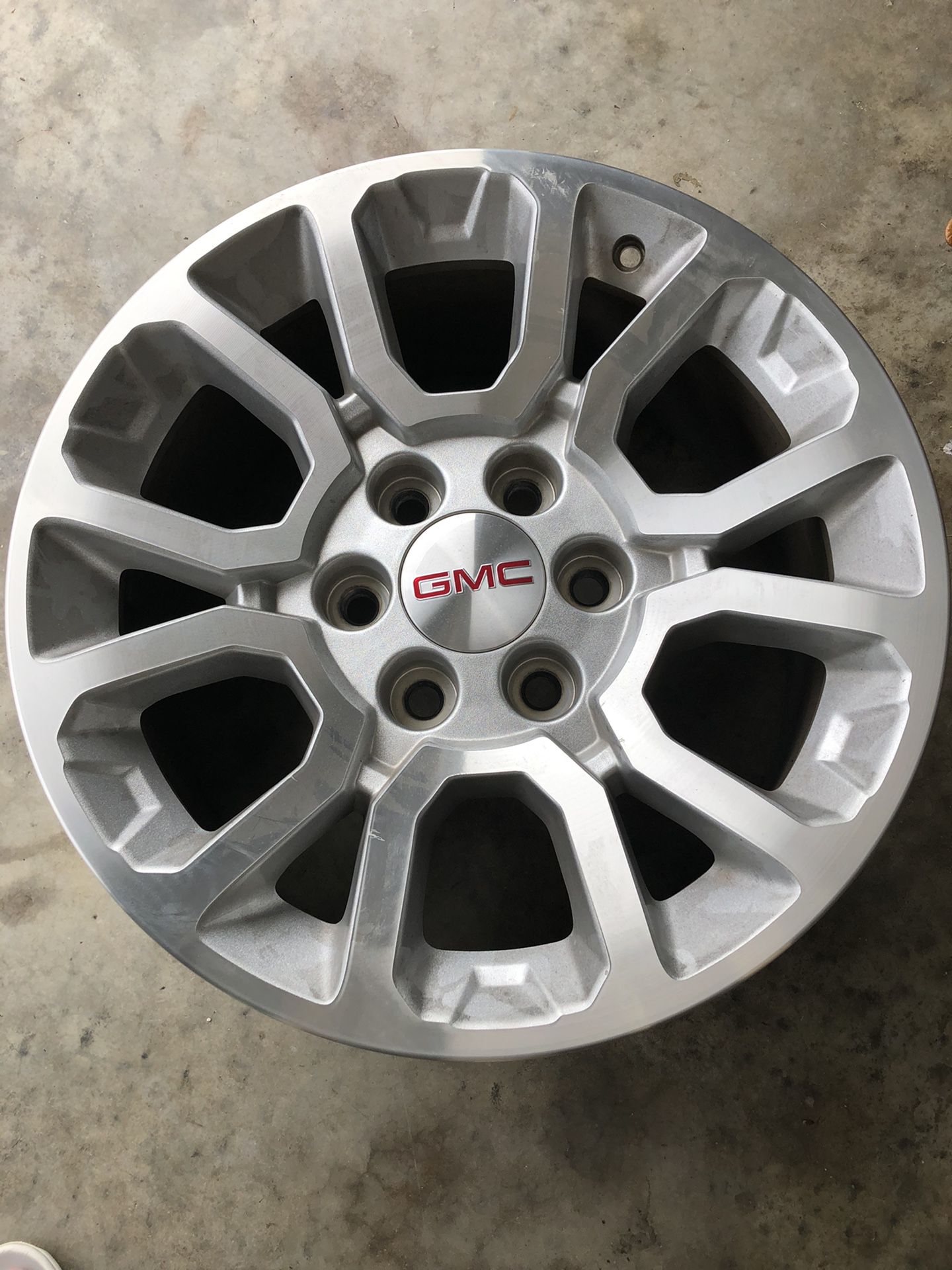 Aluminum GMC wheels 18 inch rims set of four