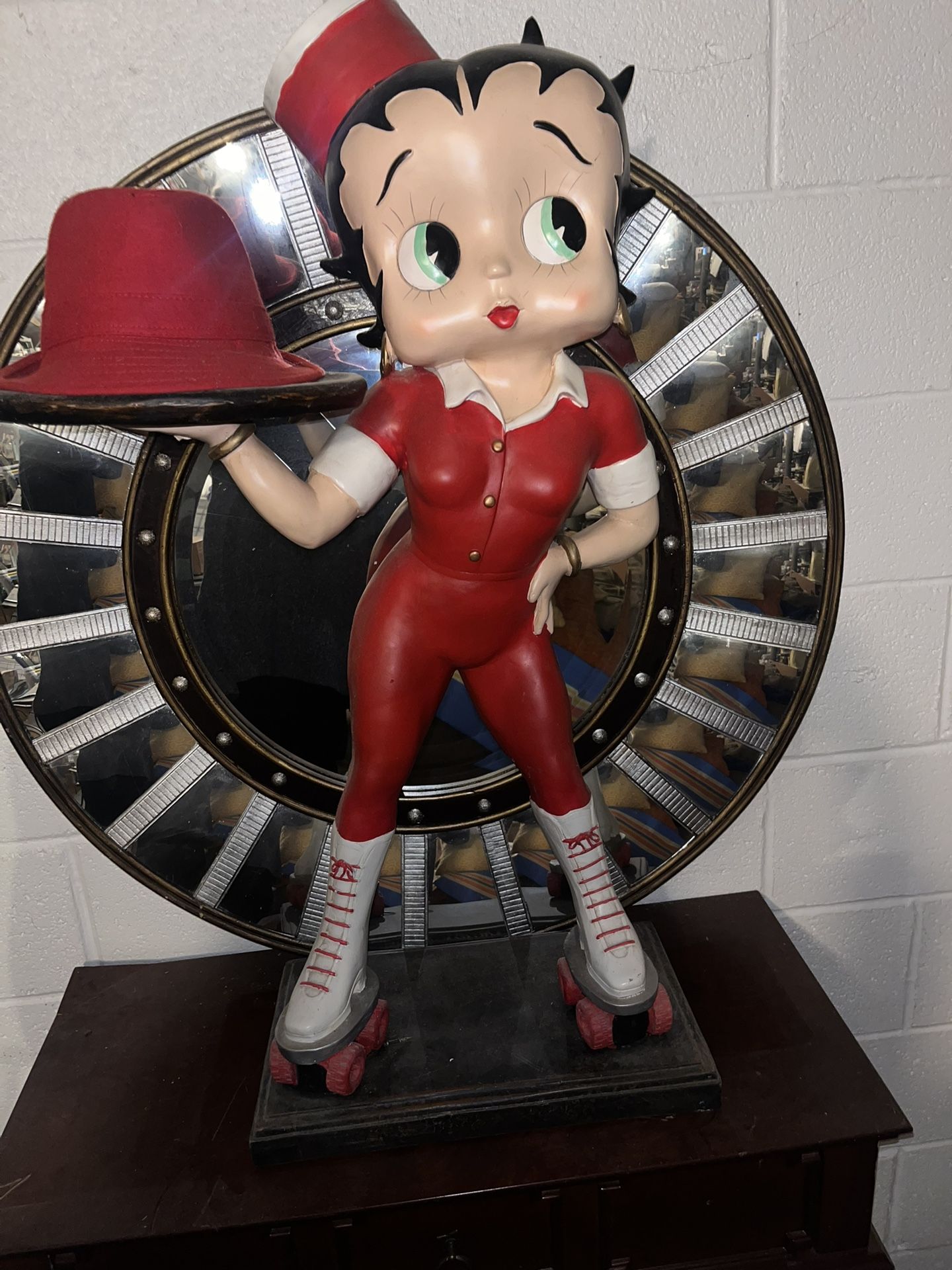 Betty Boop Statue