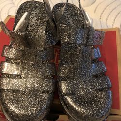 Brand New! Pandora Women’s Strappy Sandals Crocs Style