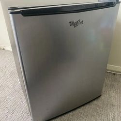 Whirlpool Mini Fridge | Great For Office Use And College Students