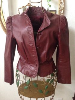 Nice leather jacket size med