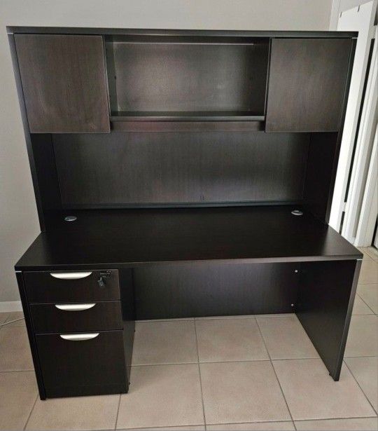 Brand New Credenza Desk with Hutch and Drawers