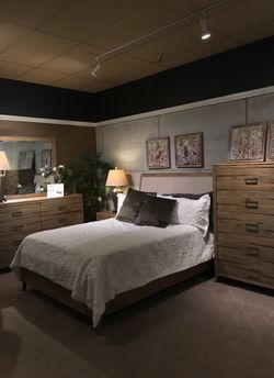 Four piece queen size set