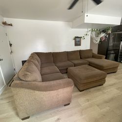 Large Sectional Sofa with Ottoman – Freshly Professionally Cleaned