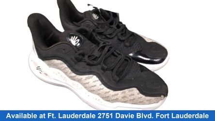 Under Armour 3027637-104 Black