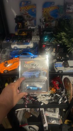 Hot Wheels Elite 64 Die-Cast Car