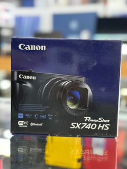 Canon Camera SX740 HS Brand New Black