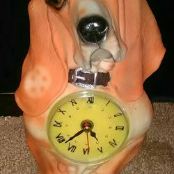 Beagle Dog Wall Clock! Brand New!