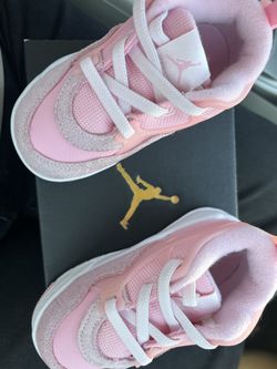 Nike Babe Shoes New