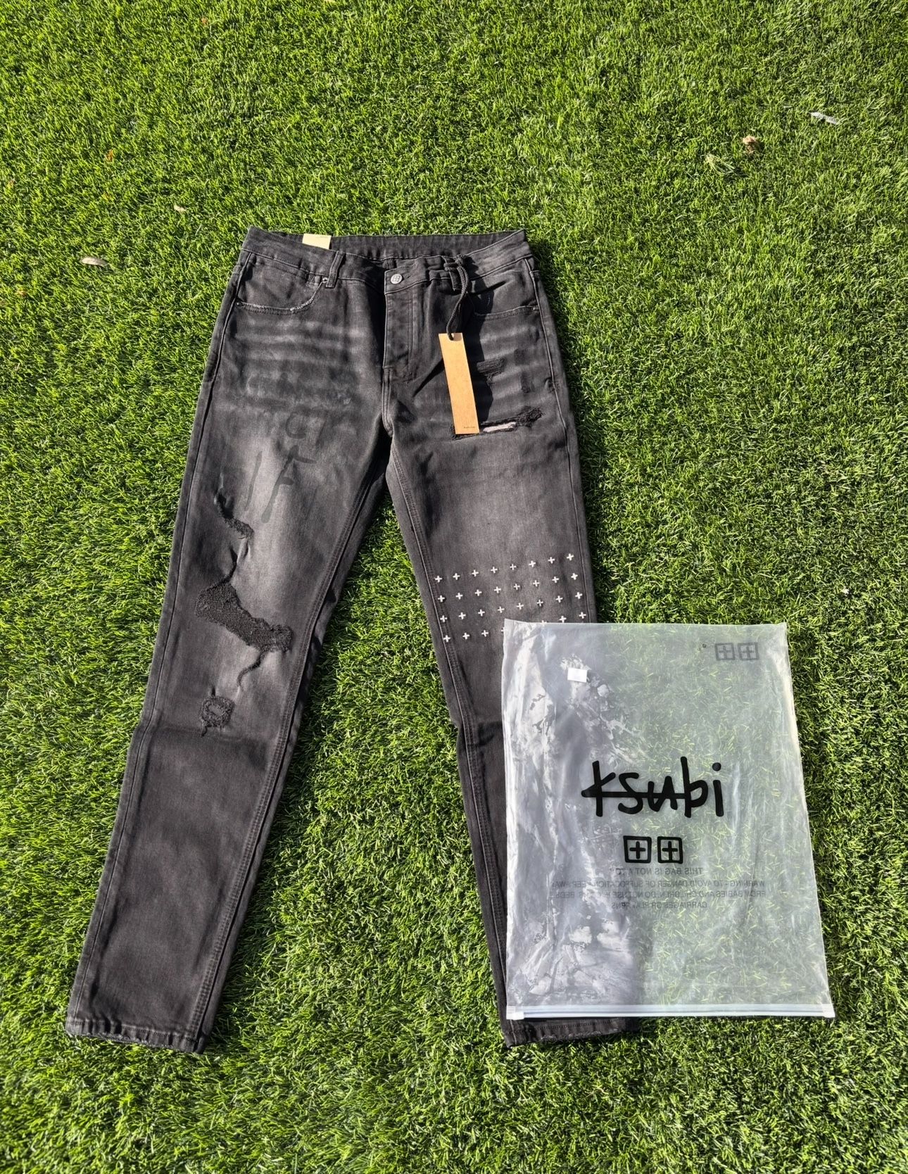 *NEW* BLACK/GRAY RIPPED KSUBI JEANS MEN