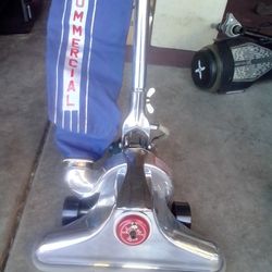 Royal Commercial Vacuum Vintage