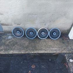 4 Set EZGO OEM Hubcaps (8")