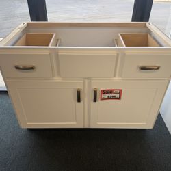 New 42" White Bathroom Vanity - Maple Wood - American Made!