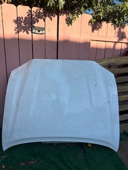 2016-2023 Tacoma hood Trd off road