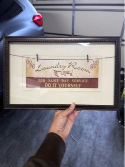 Laundry sign