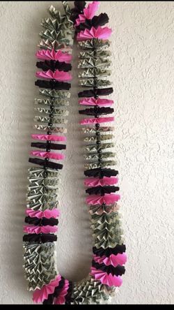 Graduation Money Leis