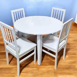 New 5 Piece White Kitchen or Dining Set Round