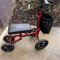 Knee scooter for knee and foot surgery/injury