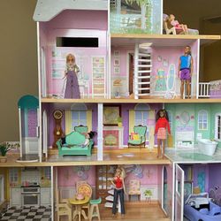 Barbie House With Accessories 