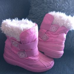 Girl Snow Boots Size 2 