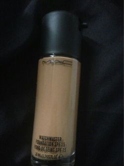 Mac studio fix foundation NC 40