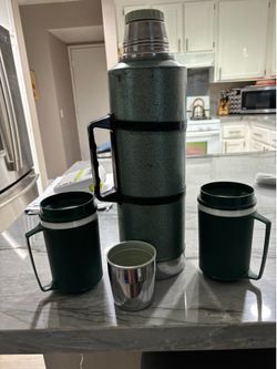 Stanley vintage 2 quart thermos bottle