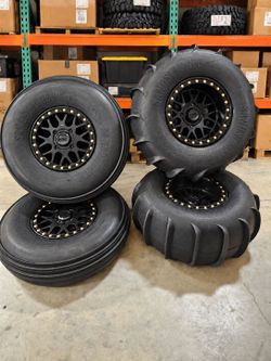 Can-am X3 Set 32" Sand Paddle Tires with KMC Grenades Beadlock Wheels for UTV SxS