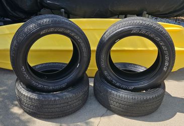 Great Find! Full Set of Bridgestone Dueler H/L Tires Size 275/55/r/20