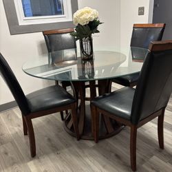 4 Chair Dinette Table, Black Leather Seats, Good Condition