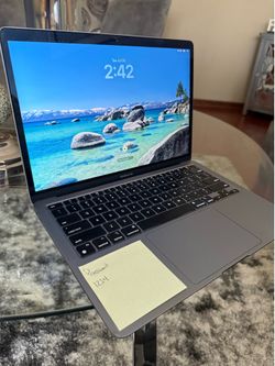 MacBook Air M1 (2020) – Excellent – 8GB/128GB – 88% Battery
