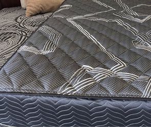 Twin mattress