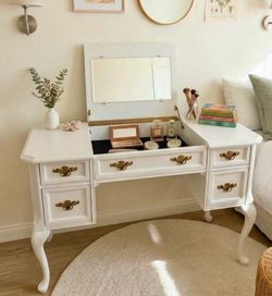 Custom vintage Bassett vanity