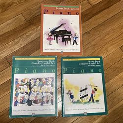 Piano Learning Books For Kids!!