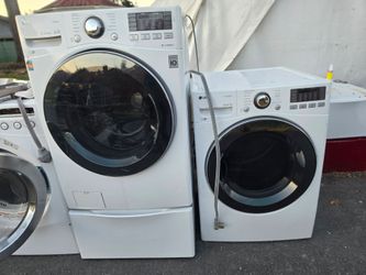 Lg Washer And Dryer Set Electric With or without pedestal
