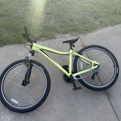 Specialized Mountain Bike 