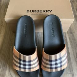 New Men’s Burberry Slides - Size 10.5