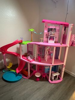 Barbie dream house