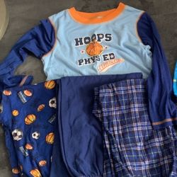 Boys Pajamas (size 6/7) Set