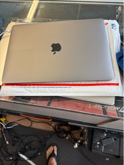 Apple MacBook Air M1 2020 A2337 13.3” | 8GB RAM | 256GB SSD | Space Gray | Charger Included