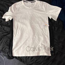Calvin Klein T Shirt