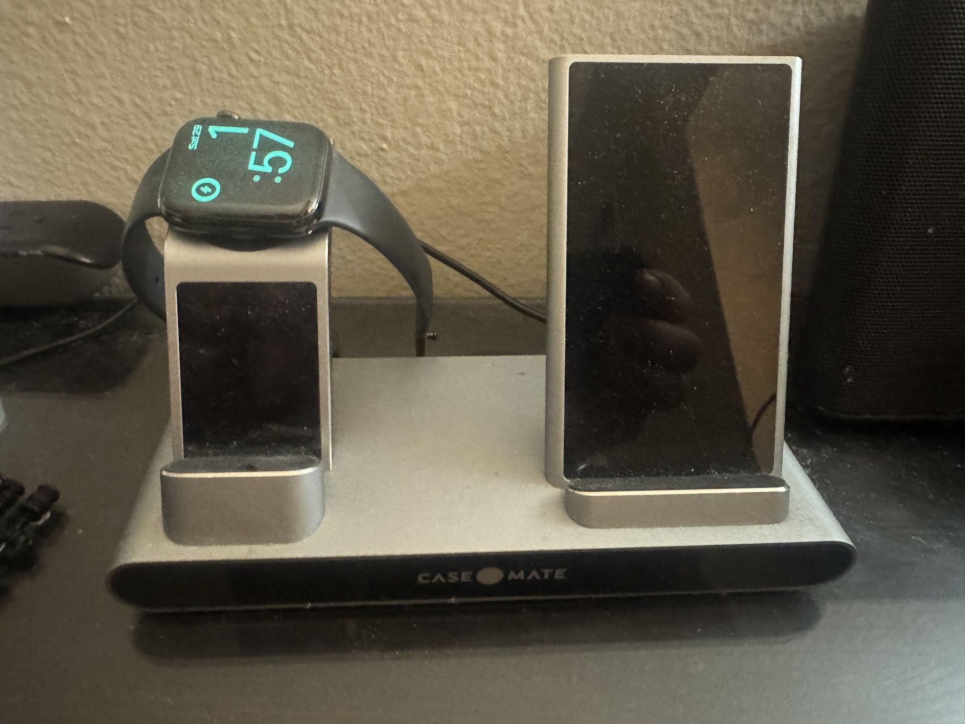 Case Mate Charger iPhone