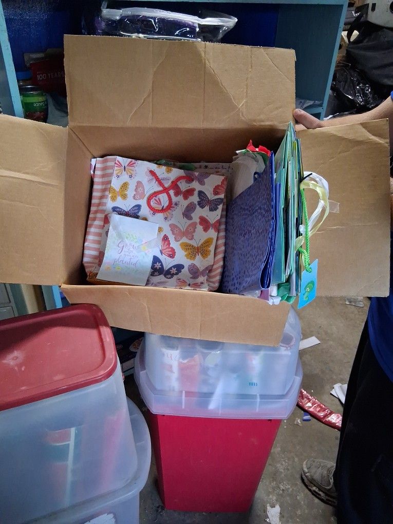 Gift Wrap And Gift Bags Bundle