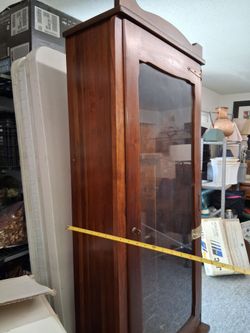 Wood and glass rifle display