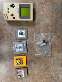 Original Game Boy and 4 Games
