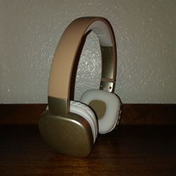 WOO™ Wireless Headphones