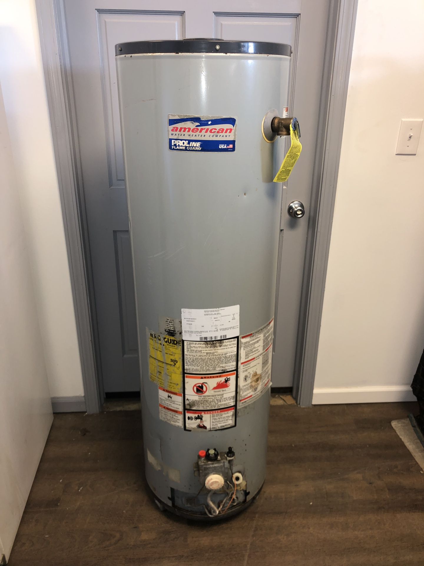 40 gallon hot water tank gas