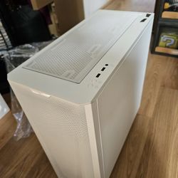 Mid-Tower Gaming Case