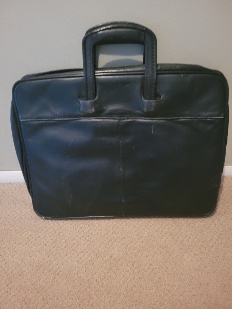 Mens' leather brief case