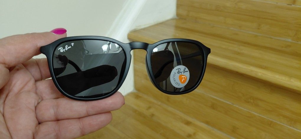 Brand New Mens RayBan Sunglasses